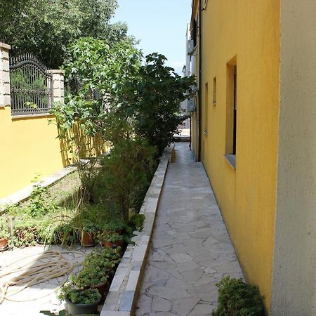 Eros Guesthouse Сплит Экстерьер фото