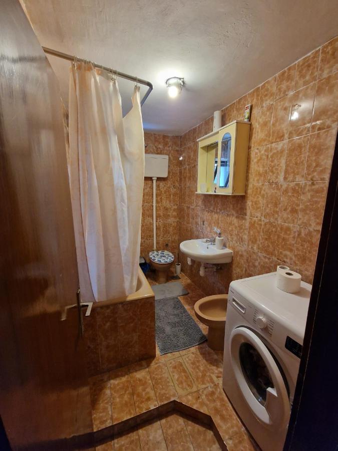 Eros Guesthouse Сплит Экстерьер фото
